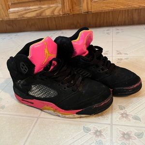 Woman’s Air Jordan’s size 6